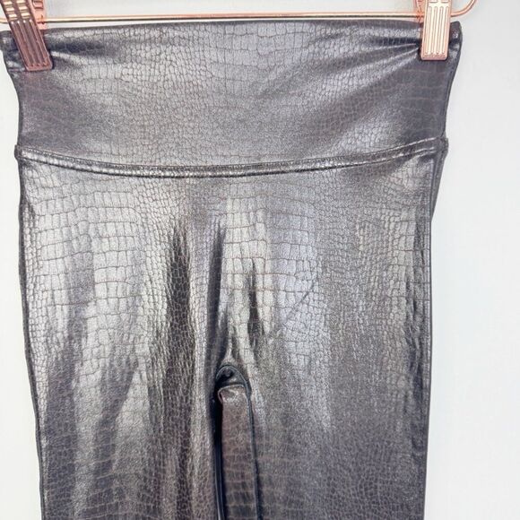 SPANX | Faux Leather Brown Croc Reptile Print Leggings Women’s Size Small - Picture 4 of 9